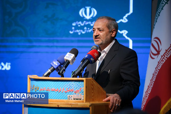 آیین تجلیل از خدمات حاج اکبر ابراهیمی، خیر نیک‌اندیش و مدرسه‌ساز