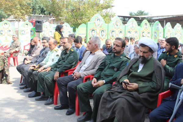 آیین رونمایی از المان سرداران و شهدای گلوگاه 