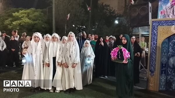 طلیعه بندگی خالق مهربان در جشن تکلیف دختران منطقه ۱۰