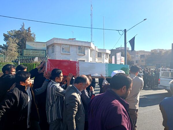 شهید گمنام در کاشمر تشیع شد