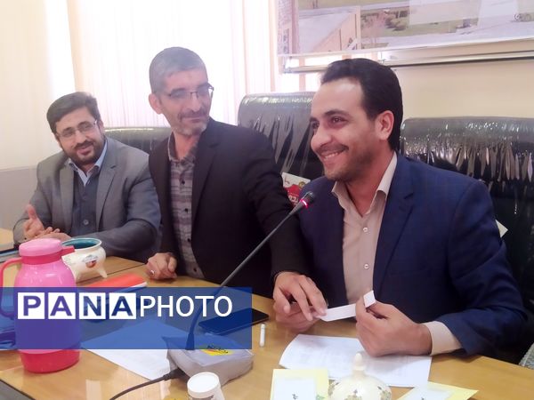 مراسم قرعه‌کشی حج عمره مفرده دانش‌آموزی استان اصفهان