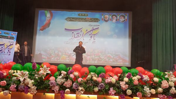 جشن «یاوران انقلاب» شهر تهران با محوریت همدلی، نشاط و نقش‌آفرینی دانش‌آموزان