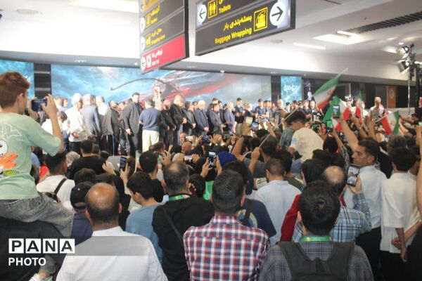 استقبال پرشور از تیم ملی فوتبال ایران در بازگشت به میهن