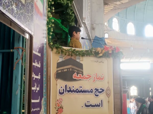 نماز جمعه با حضور پرشور مردم ولایتمدار نیشابور 