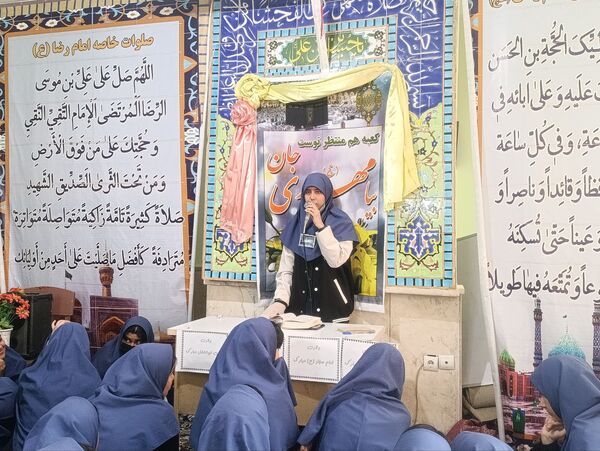 جشن نیمه‌شعبان در دبیرستان دکتر جواد حداد۲ ناحیه پنج مشهد
