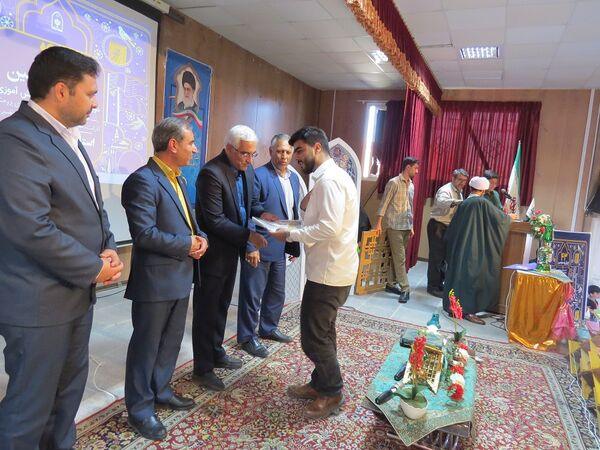 برگزاری مسابقات استانی قرآن و عترت دانش‌آموزی در بجنورد