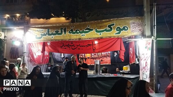 در شصت و هشتمین شب موکب خیمه العباس میزبان سنگر بانان خیابان شد 
