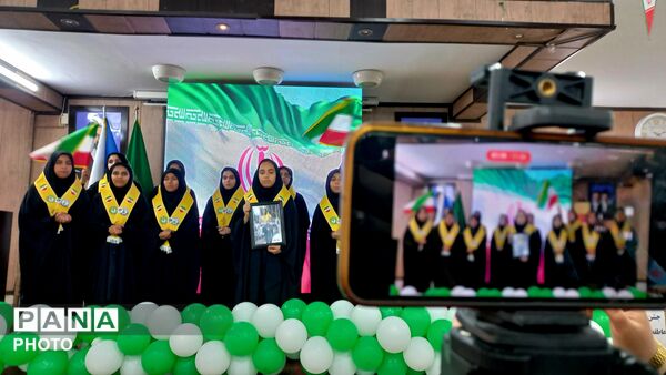 جشن عاطفه ها انسجام میان دانش آموزان خوزستان را بیشتر کرد
