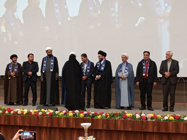 همایش مربیان و دانش‌آموزان تشکیلات پیشتازان در قم