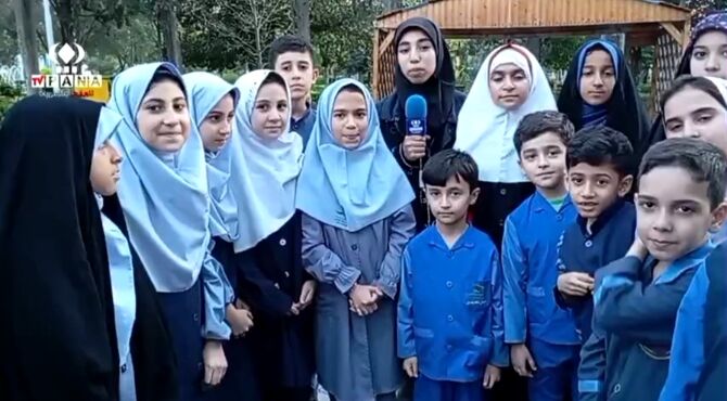 اجرای نمایش خیابانی «فرشته‌های میناب» توسط دانش‌آموزان گرگان