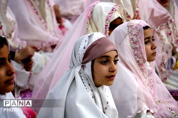 جشن فرشته‌ها، جشن بندگی 