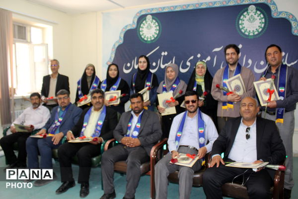 گرامیداشت سالروز تاسیس سازمان دانش‌آموزی در کرمان