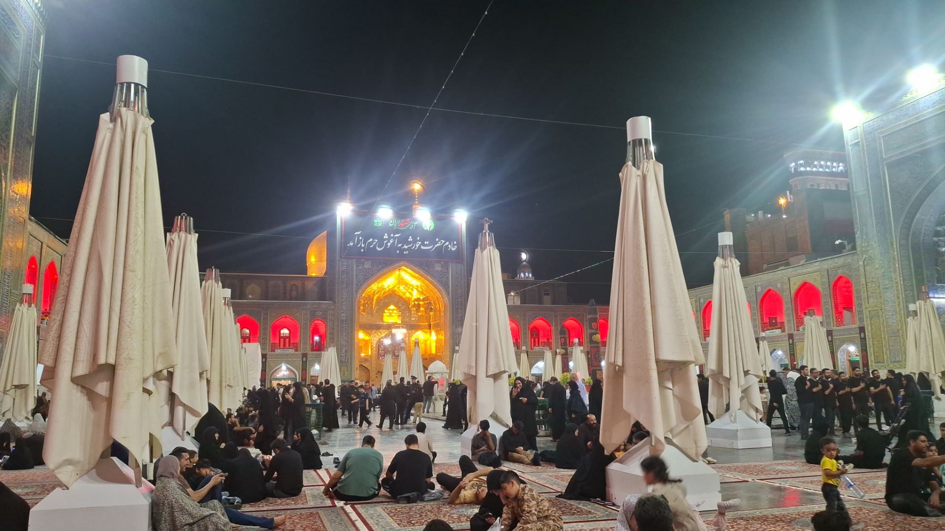 وداع با آقای شهید ایران در مشهدالرضا