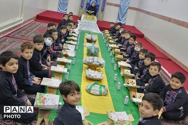 محفل انس با قرآن کریم در مدارس نامجو و آرمینه مصلی نژاد ناحیه دو شهرری 