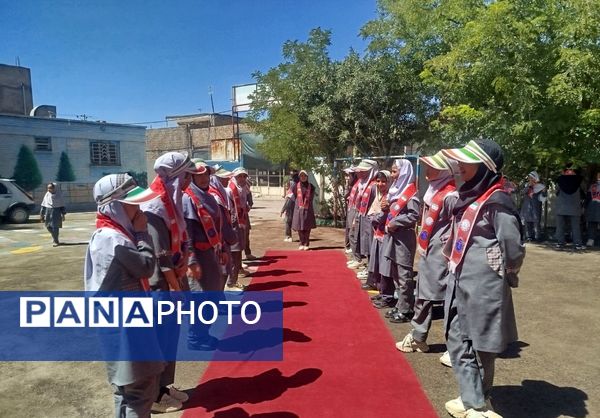 افتتاحیه آموزشگاه  سه کلاسه  دبستان دخترانه شهید نصرآبادی فیض آبادنیشابور 