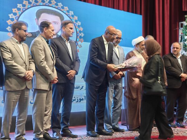 آیین گرامیداشت هفته معلم درکرمانشاه