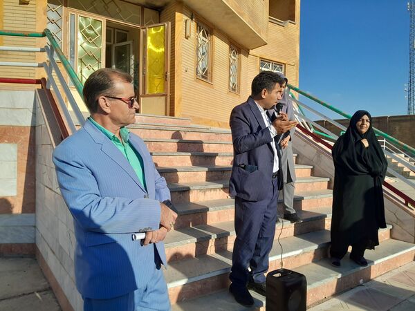 برگزاری جلسه آیین‌نامه انجمن اولیا و مربیان در دبیرستان خدیجه کبری منطقه زاغه