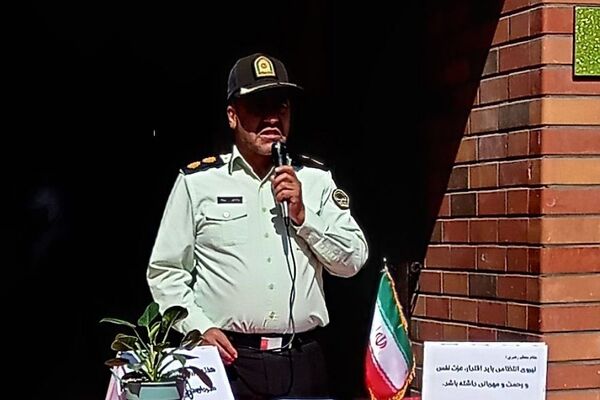 مراسم گرامیداشت هفته نیروی انتظامی در مدارس شهرستان فیروزکوه