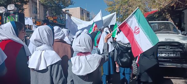 صدای وحدت دانش‌آموزان فارسان در روز ۱۳ آبان 