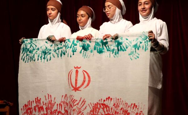 حضور نماینده استان در مرحله کشوری چهارمین جشنواره ملی تئاتر درسی در میناب