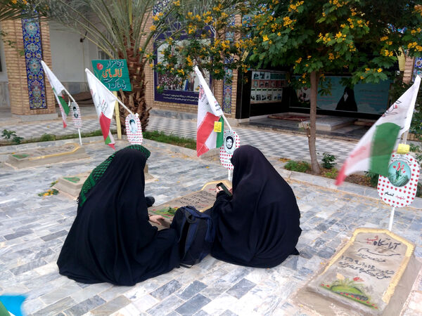 اردوی راهیان نور دختران دانش‌آموز قم