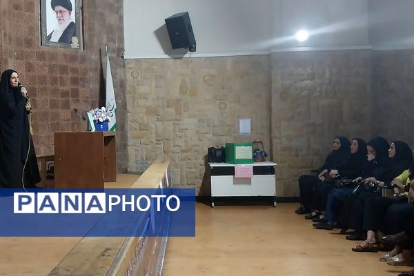 برگزاری انتخابات انجمن اولیا و مربیان در دبستان شهید مجید مجیدی ناحیه دو شهرری 