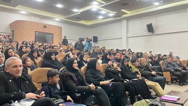 جشن هنگامه یلدا به‌مناسبت گرامیداشت میلاد حضرت فاطمه (س) برای بانوان آموزش و پرورش آذربایجان شرقی