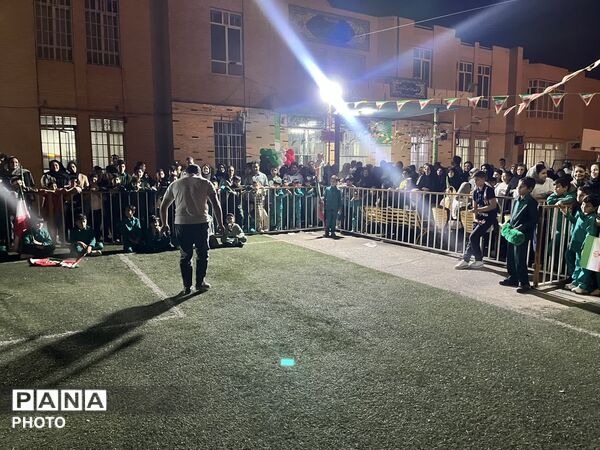جشن ولادت امام رضا (ع) در دبستان پسرانه سیدالشهدا(ع)
