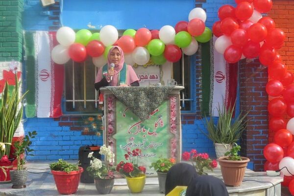فجر دانش آموزی در قلبِ ری