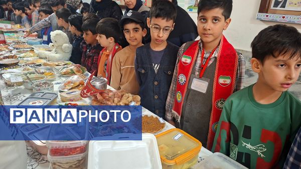 جشنواره غذای سالم در دبستان پسرانه فرهنگیان ۱