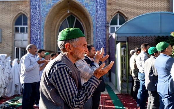 نماز عید سعید قربان در مسجد جامع شهر بار نیشابور