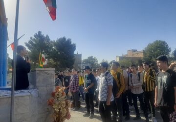 زنگ مهر در دبیرستان شاهد ابوذر غفاری نیشابور به صدا در آمد