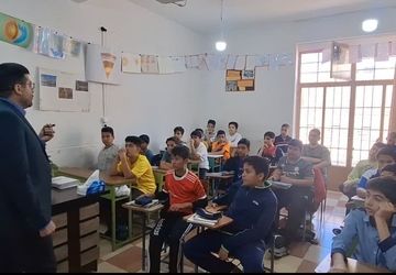 برگزاری کارگاه آموزشی مشاغل در مدرسه شاهد باقرالعلوم/ فیلم