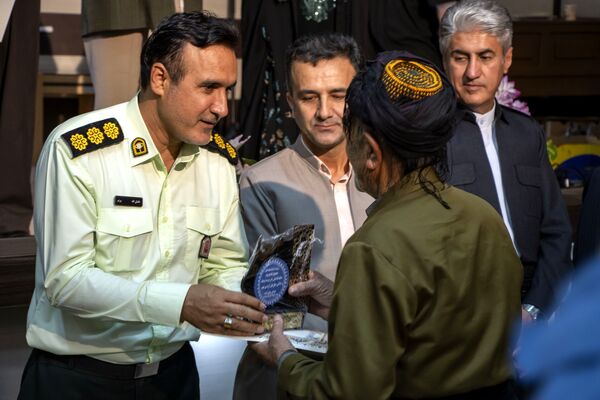 مراسم بزرگداشت روز معلم در جوانرود
