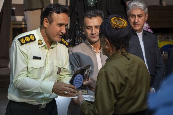 مراسم بزرگداشت روز معلم در جوانرود