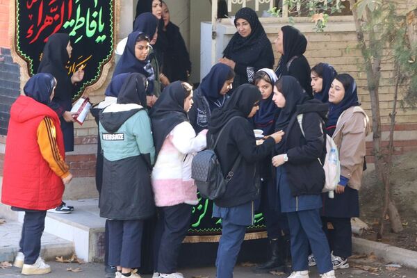 مراسم سوگواری شهادت حضرت فاطمه(س) در مدارس ناحیه 2 بهارستان
