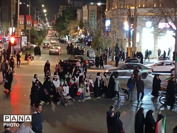 حرکت دسته عزاداری در شهرستان نیشابور