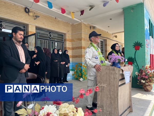  بازدید ارزیاب تخصصی سازمان دانش‌آموزی از فعالیت‌های مدارس تشکیلاتی سازمان دانش‌آموزی مناطق ۱۷ گانه استان چهارمحال وبختیاری