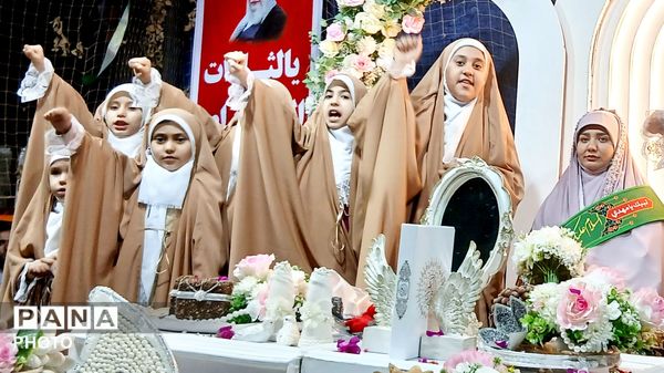 عقد یک زوج بسیجی در حاشیه تجمع؛ قاب متفاوتی از «حماسه حضور» در بناب
