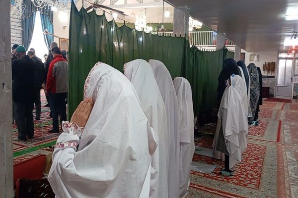 اقامه نماز جمعه در آخرین هفته ماه مبارک شعبان شهر بار نیشابور 