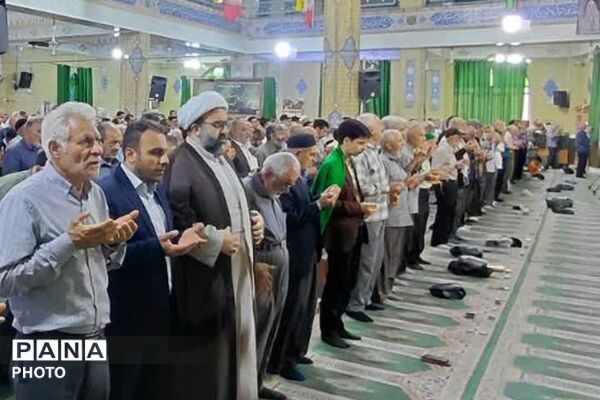 مصلی شهر میزبان اجتماع پرشور نمازگزاران شهرستان ورامین