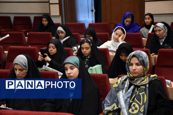 برگزاری جلسه سوم طرح «خبرنگار شو» در اداره آموزش و پرورش ناحیه‌ یک‌ مشهد مقدس