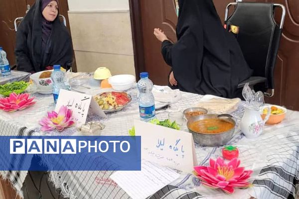 جشنواره غذاهای بومی محلی در سرای محله نسیم شهر