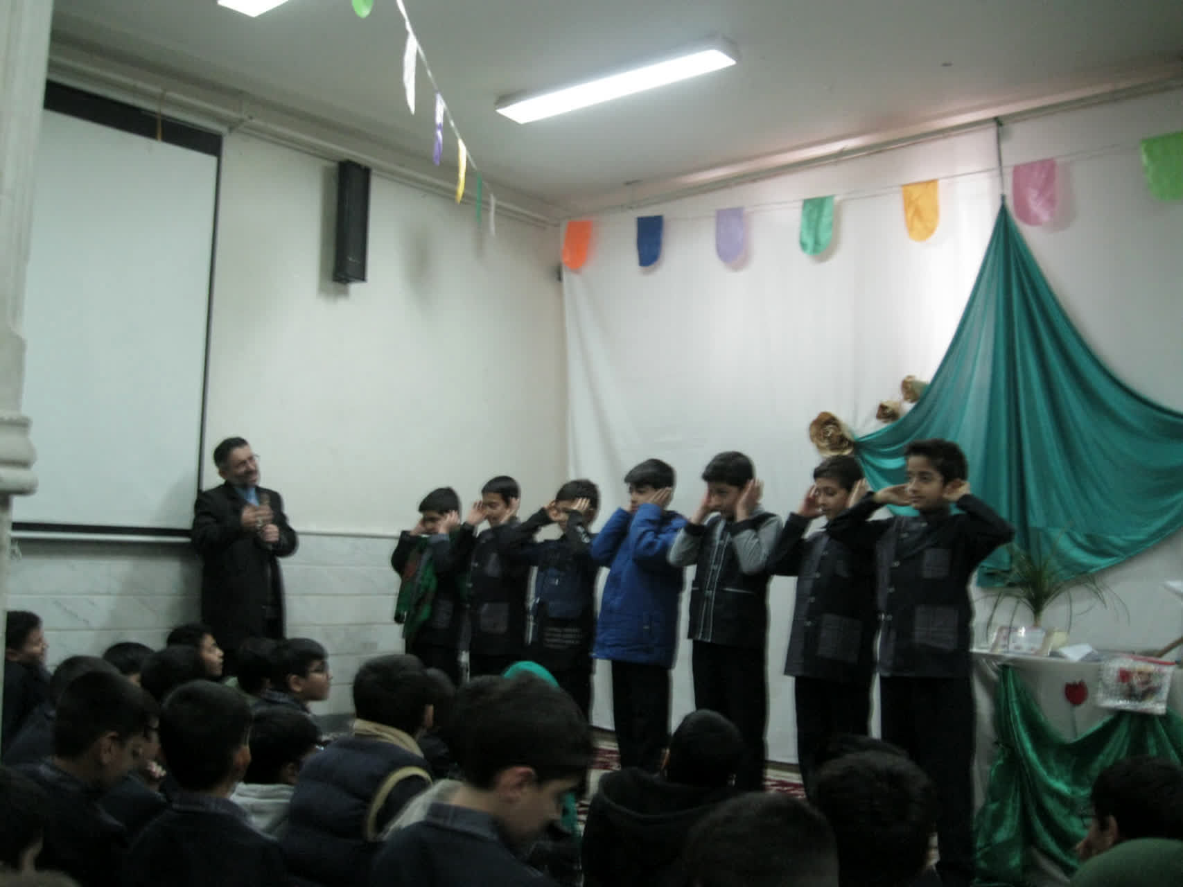 برگزاری پیش‌اجلاسیه نماز در دبستان سمیه قم