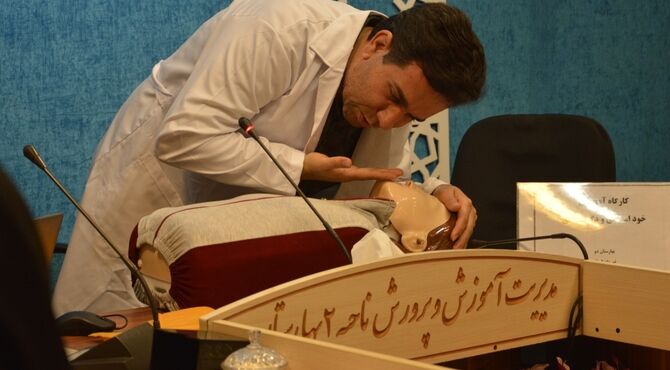 کارگاه آموزشی خود امدادی و دگر امدادی در بهارستان‌دو