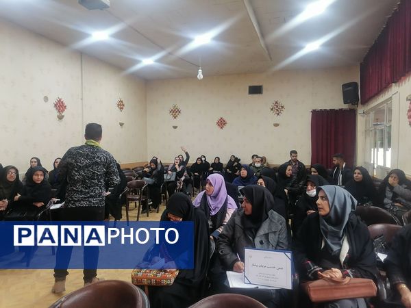 دوره ضمن خدمت مربیان پیشتاز شهرستان نجف‌آباد