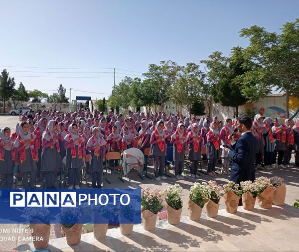 نواختن زنگ سپاس معلم در شهرستان جاجرم