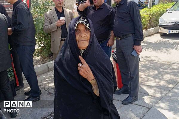 سیل عاشقان حسینی در بجنورد؛ جاماندگان اربعین، هم‌قدم با کاروان عشق -1