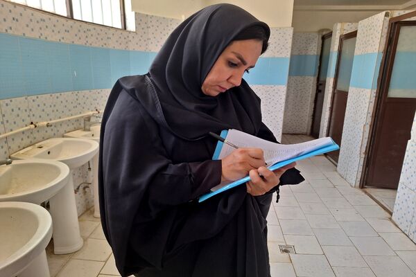 بازدید از مدرسه سعادت جهت بررسی وضعیت ایمنی و بهداشت براساس اصول آیین‌نامه بهداشت محیط مدارس