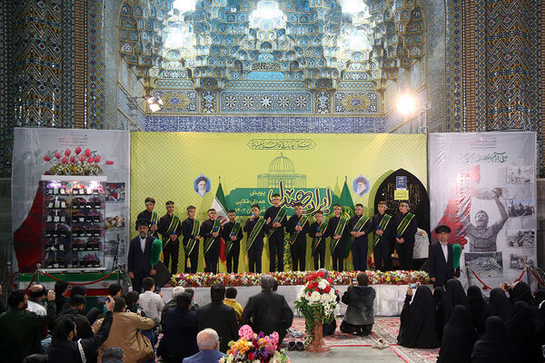 پویش «طلا ریزان» ایران همدل در حرم بانوی کرامت